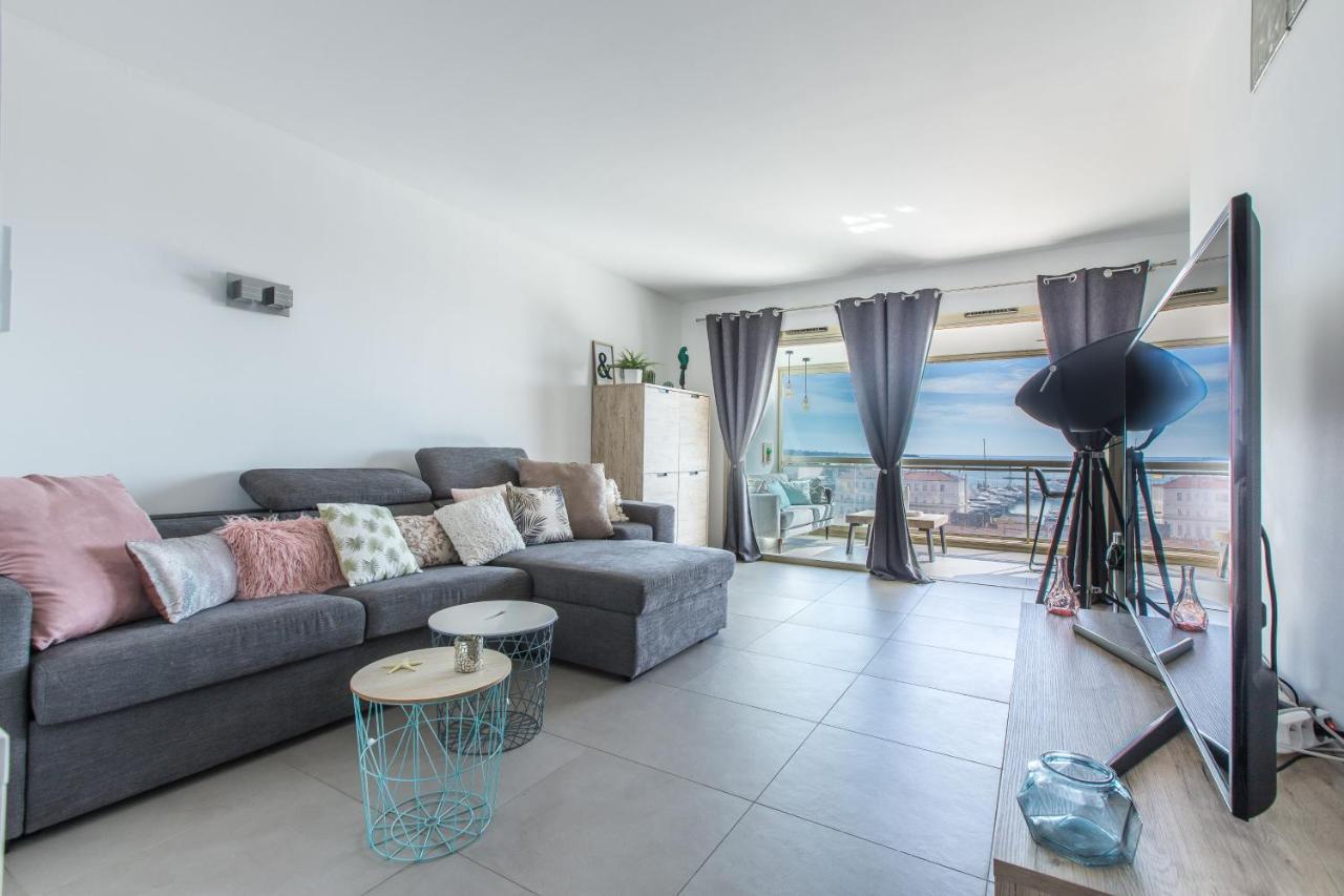 Lb Vacation Rentals I Admire Panoramic Ocean Views Through Walls Of Windows Cannes Eksteriør billede