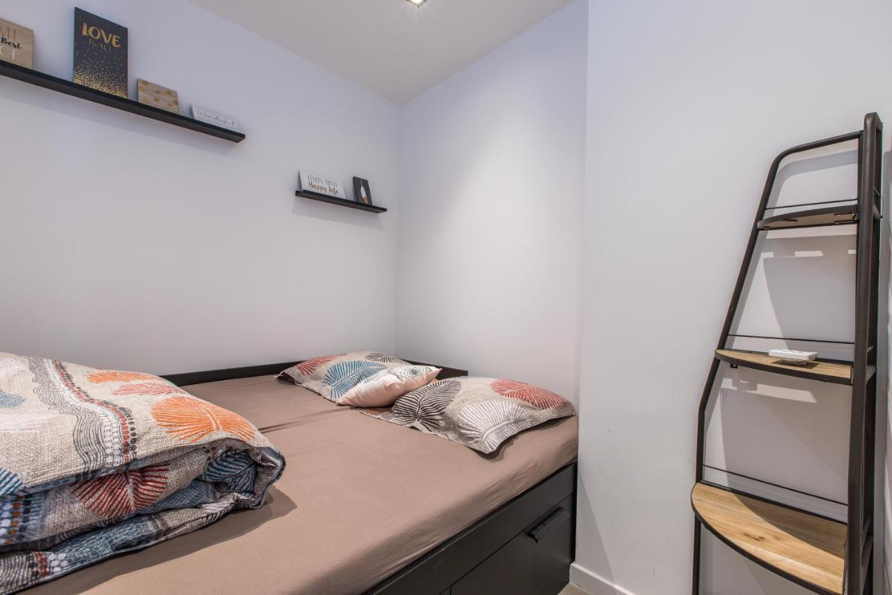 Lb Vacation Rentals I Admire Panoramic Ocean Views Through Walls Of Windows Cannes Eksteriør billede