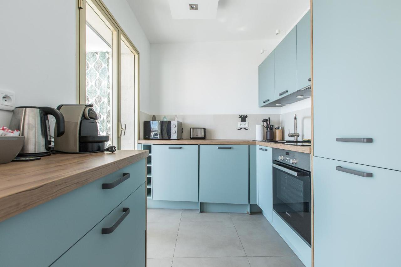 Lb Vacation Rentals I Admire Panoramic Ocean Views Through Walls Of Windows Cannes Eksteriør billede